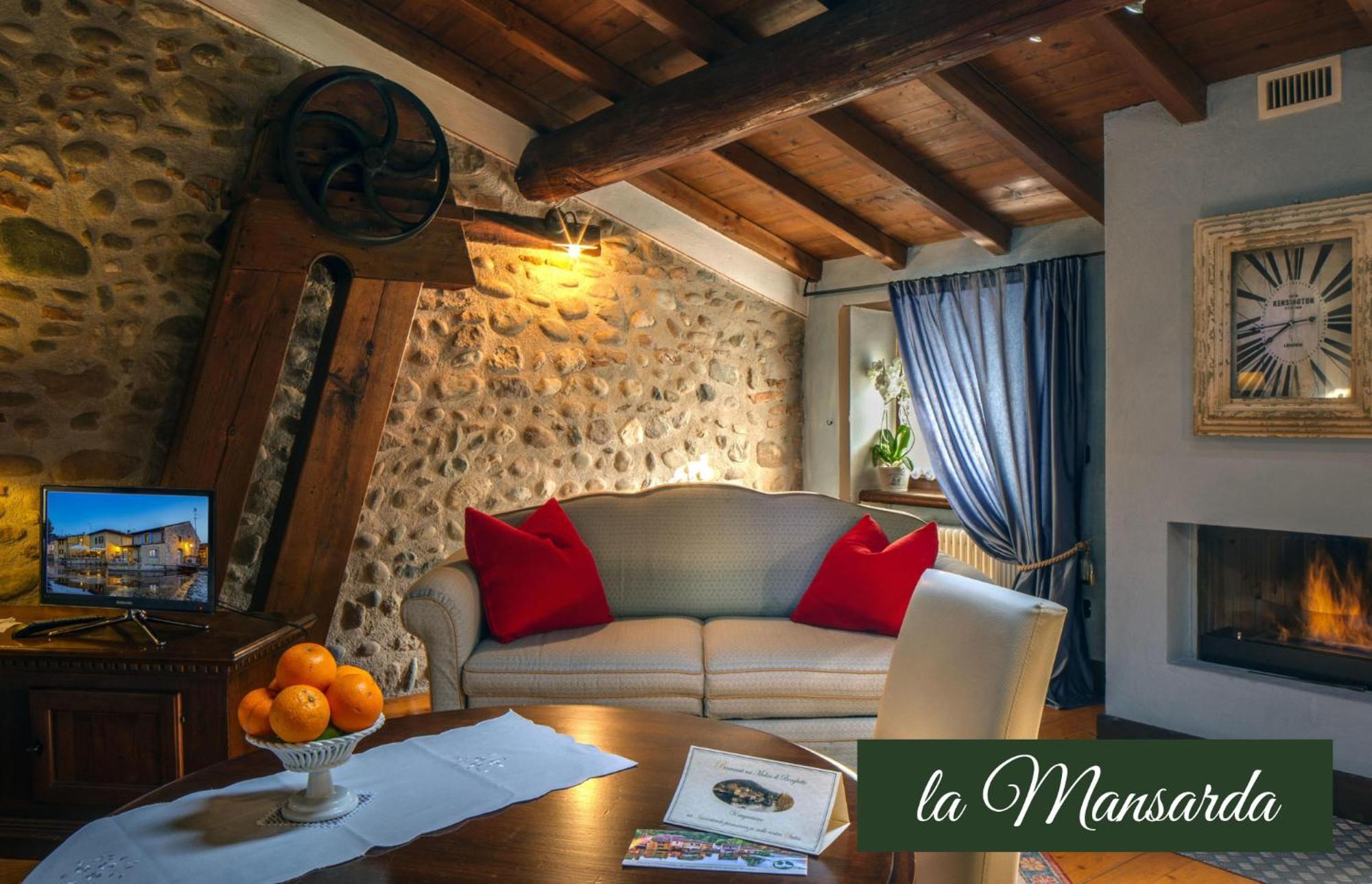 Il Borghetto Vacanze Nei Mulini Валеджо-суль-Минчо Экстерьер фото